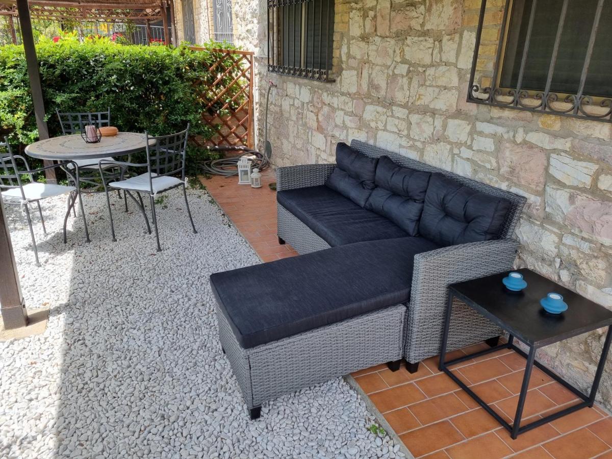 Casa Elena Lägenhet Assisi Exteriör bild